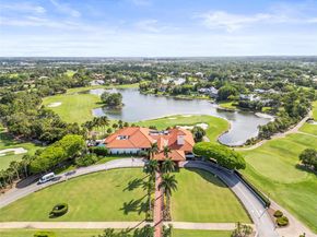 9047 Baybury Ln, West Palm Beach FL 33411