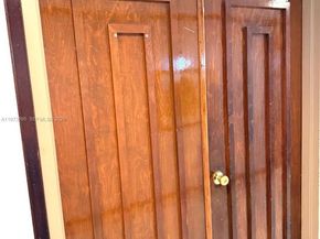 671 NE 195th St 227E, Miami FL 33179