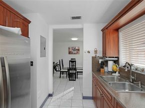 14901 SW 80th St 211, Miami FL 33193