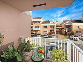 14901 SW 80th St 211, Miami FL 33193