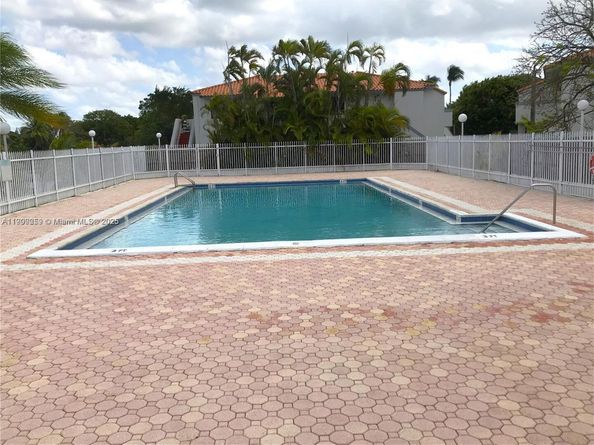 14901 SW 80th St 211, Miami FL 33193