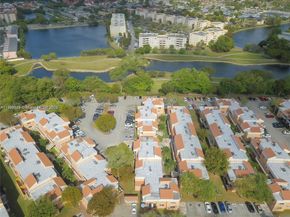 14901 SW 80th St 211, Miami FL 33193