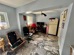 12101 NW 6th St, Plantation FL 33325