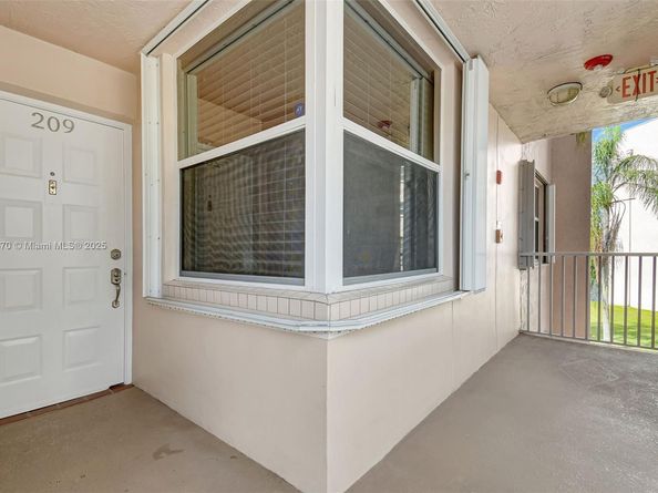 10456 NW 24th Pl 209, Sunrise FL 33322