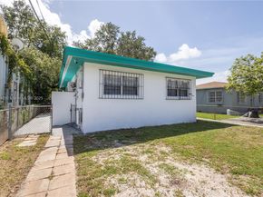 7010 NW 5th Pl, Miami FL 33150