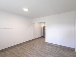 7010 NW 5th Pl, Miami FL 33150
