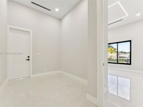 1304 SE 10th Ter, Deerfield Beach FL 33441