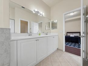 363 NE 25th Ter, Homestead FL 33033