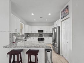 363 NE 25th Ter, Homestead FL 33033