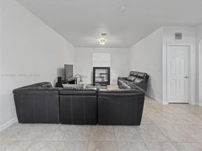 363 NE 25th Ter, Homestead FL 33033