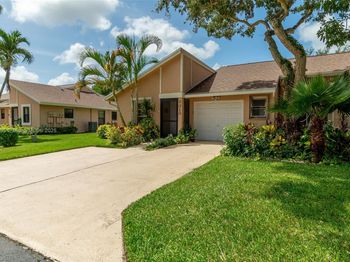 8318 Springtree Rd