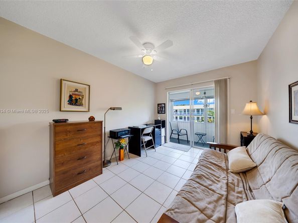 15600 NE 6th Ave 26D, Miami FL 33162