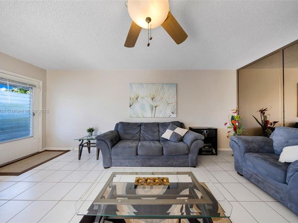 15600 NE 6th Ave 26D, Miami FL 33162