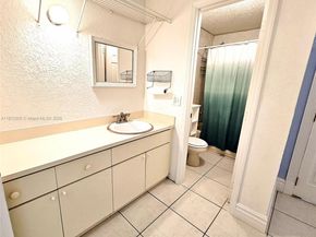 85 NW 126th St, North Miami FL 33168