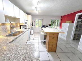 85 NW 126th St, North Miami FL 33168
