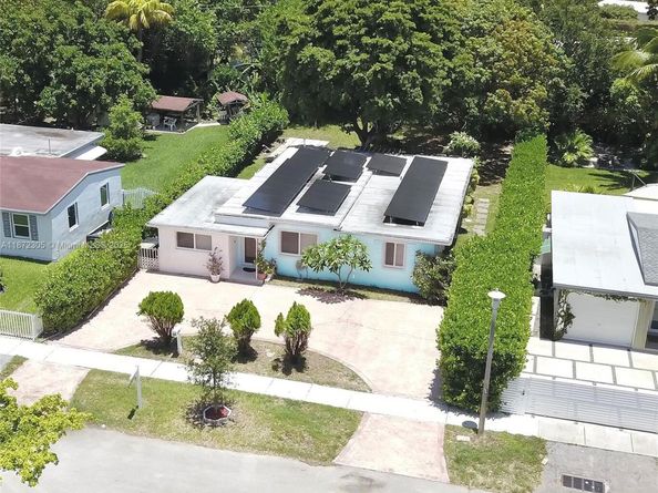 85 NW 126th St, North Miami FL 33168