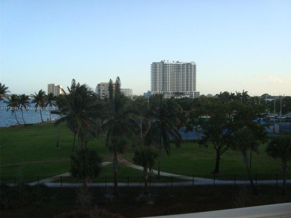 801 Lake Shore Drive 414, Lake Park FL 33403