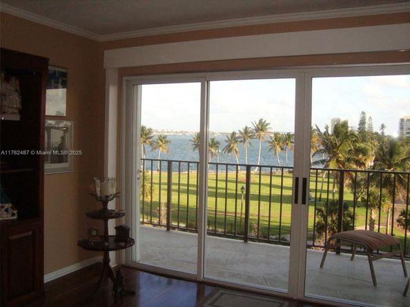 801 Lake Shore Drive 414, Lake Park FL 33403