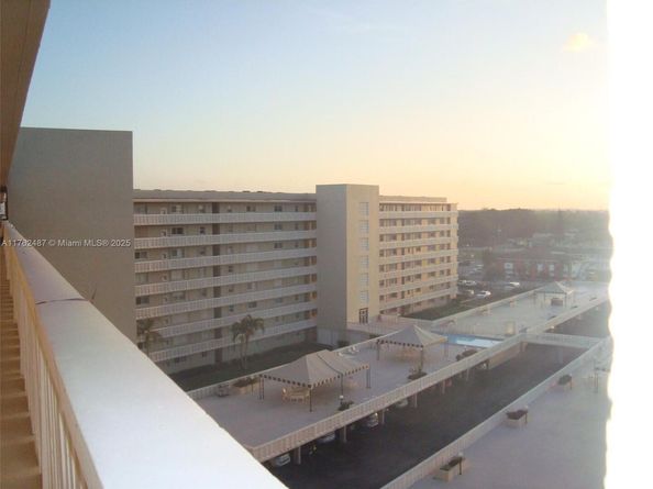 801 Lake Shore Drive 414, Lake Park FL 33403