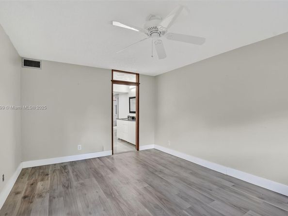 Undisclosed Address #A11896599, Sunrise FL 33322