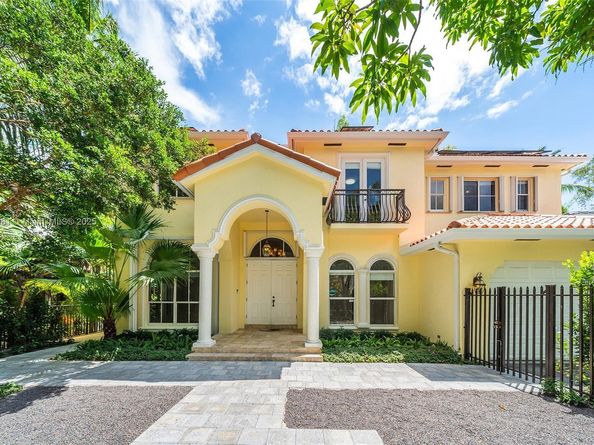 3211 Morris Ln, Miami FL 33133