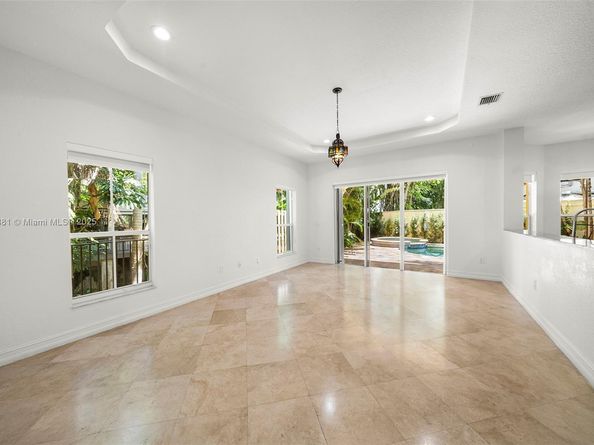 3211 Morris Ln, Miami FL 33133