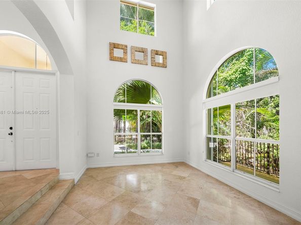 3211 Morris Ln, Miami FL 33133