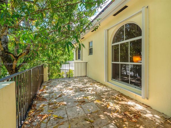 3211 Morris Ln, Miami FL 33133