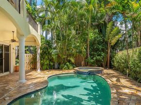 3211 Morris Ln, Miami FL 33133
