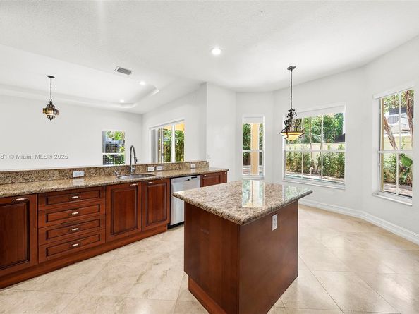 3211 Morris Ln, Miami FL 33133