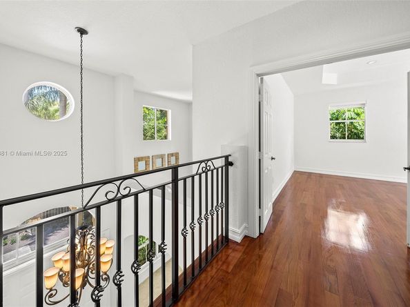 3211 Morris Ln, Miami FL 33133