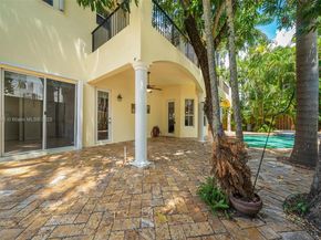 3211 Morris Ln, Miami FL 33133