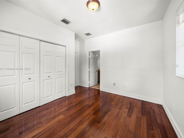 3211 Morris Ln, Miami FL 33133