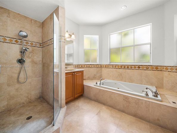 3211 Morris Ln, Miami FL 33133