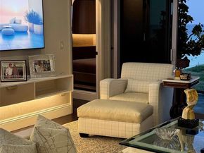 1455 Ocean Dr 904, Miami Beach FL 33139