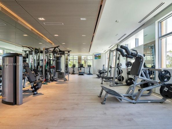 1455 Ocean Dr 904, Miami Beach FL 33139