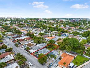 1232 NW 32nd Pl, Miami FL 33125