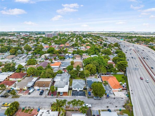 1232 NW 32nd Pl, Miami FL 33125