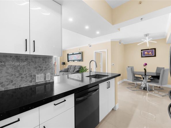 2000 N Bayshore Dr 1503, Miami FL 33137