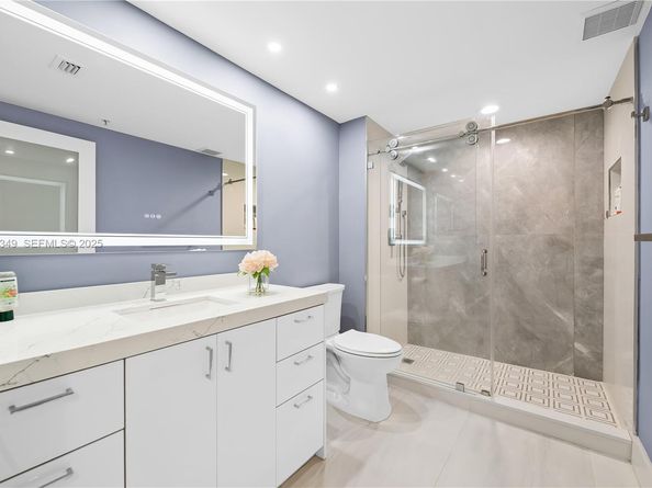 2000 N Bayshore Dr 1503, Miami FL 33137