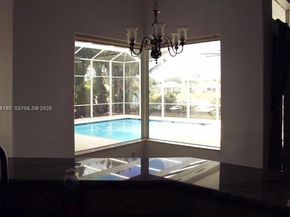 2640 Fairways Dr, Homestead FL 33035