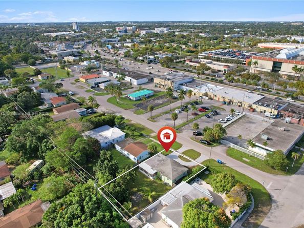 1290 NE 162nd St, North Miami Beach FL 33162