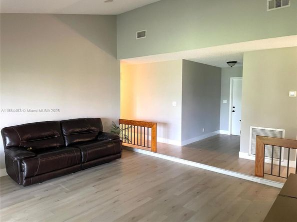 18052 S 105th Ave S, Boca Raton FL 33498