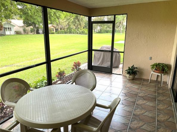 18052 S 105th Ave S, Boca Raton FL 33498