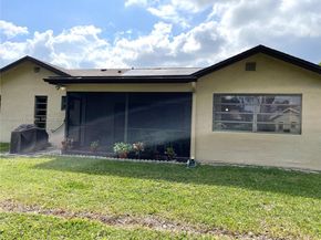 18052 S 105th Ave S, Boca Raton FL 33498