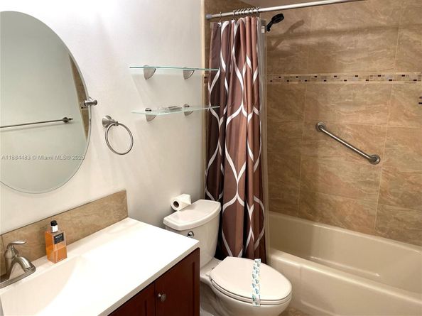 18052 S 105th Ave S, Boca Raton FL 33498