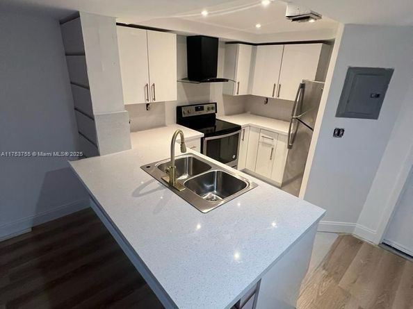 8305 SW 152nd Ave A114, Miami FL 33193