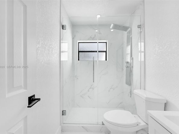 16140 NW 17th Pl, Miami Gardens FL 33054