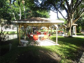 5111 W Oakland Park Blvd 305, Lauderdale Lakes FL 33313