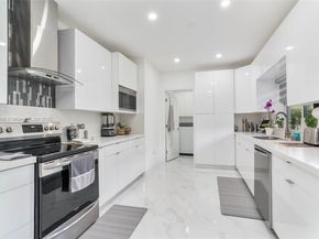 1151 NE 203rd St, Miami FL 33179